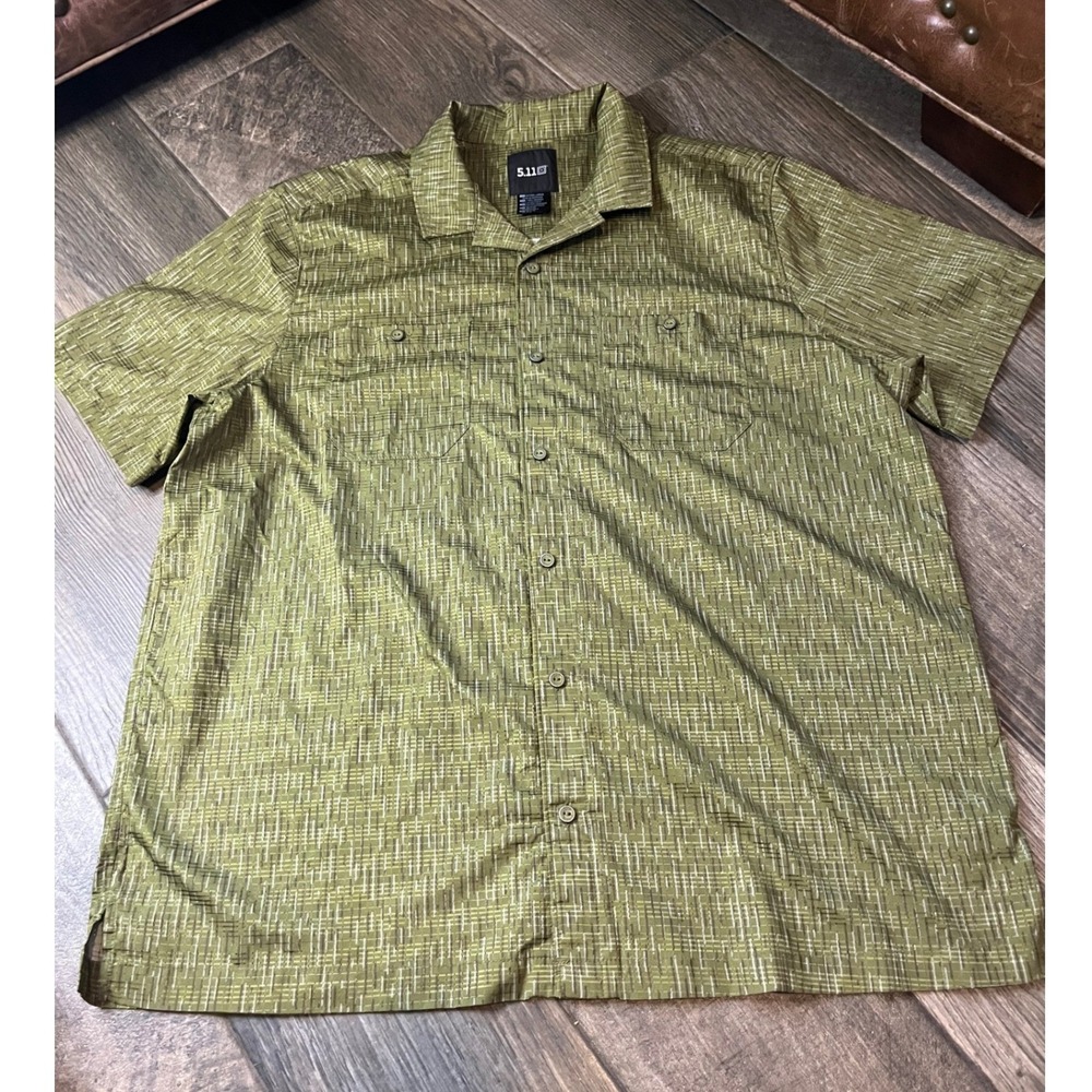 5.11 Tactical Mens XL Green Rain Pattern Short Sleeve Button Down Shirt